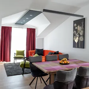  Apartment Onyx
