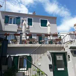 Bed & Breakfast Golden, Split